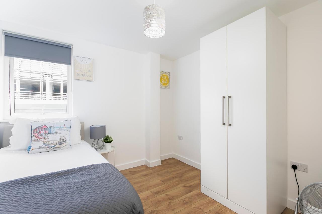 Skyvillion - 4 Bed Luxury Apartment With Balcony & Parking Enfield Extérieur photo